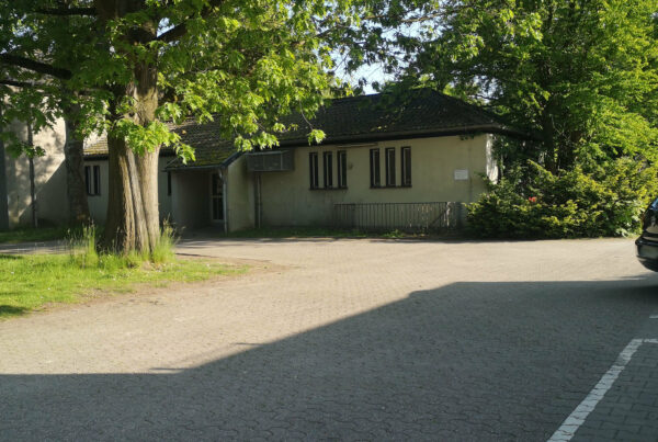 c) Clara Padberg